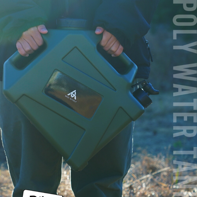 
                  給水タンク 選べるカラー 防災グッズ ポリタンク ウォータータンク 10L アンドマイセルフ 水 タンク 防災用品 避難グッズ 避難用品 水くみ ウォータータンク コック コンパクト 災害 震災 備蓄 奈良県 奈良市 奈良
                