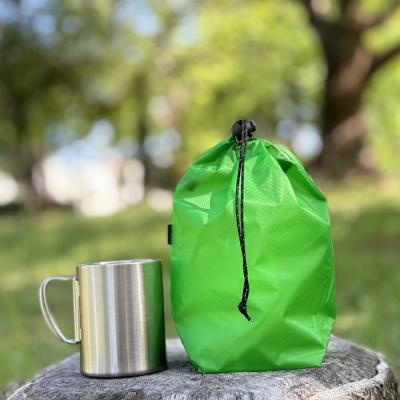 ふるさと納税 名古屋市 【S 1.5L・緑】　キャンプで大活躍!トイレットペーパーホルダー 小さめナイロン巾着袋