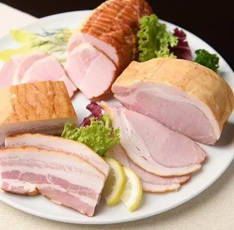 大人気！北海道産ハム・ベーコン5点詰合せ ハム ベーコン 詰め合わせ 国産ハム 国産ベーコン 詰合せ ハム ベーコン お歳暮 ソーセージ