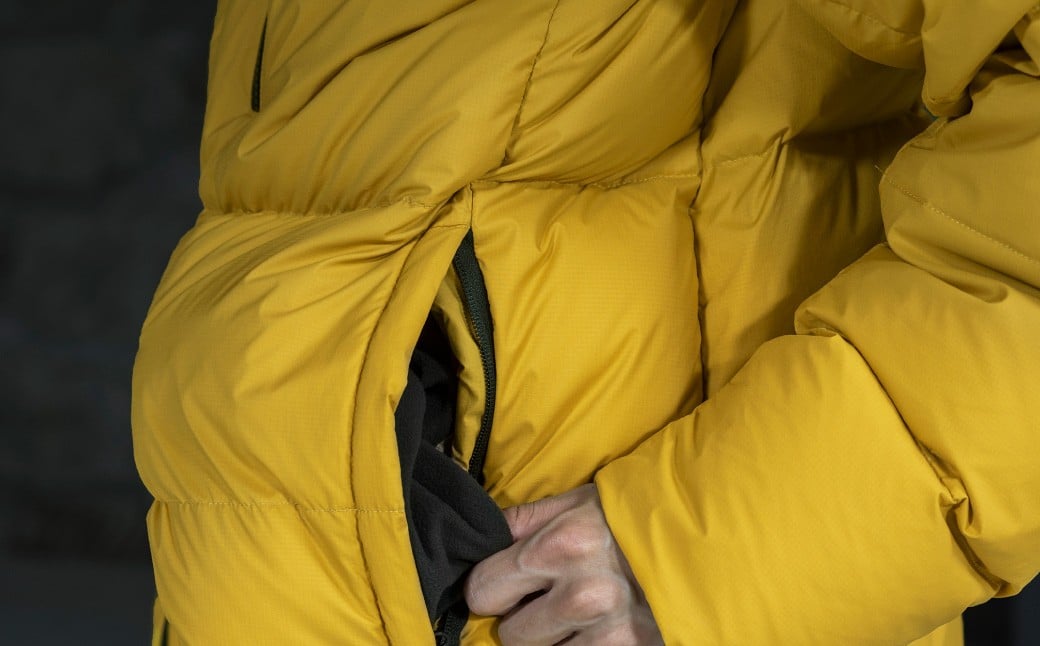 ＜UNISEX＞北海道ダウン：RETAR NUY／レタールヌイ［SOY／ソイ］DOWN PARKA ［ICE GRAY］