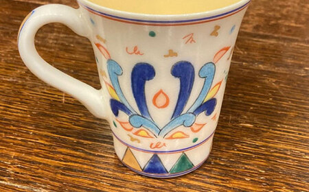 【美濃焼】 ペルシア色絵 彩鳥文 マグ （黄・緑ペア）  多治見市/幸兵衛窯  食器 マグカップ ティーカップ コーヒーカップ コップ[TAI034]