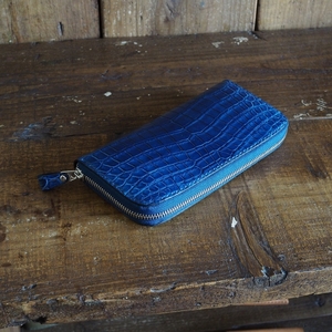 クロコダイルラウンドファスナー 長財布 藍染め仕様 財布