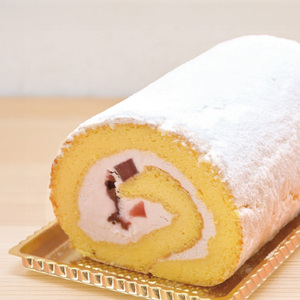 「米粉ロールケーキ ナツハゼ、ブルーベリー、ルバーブ」12㎝ 3本セット 国産金芽米の米粉使用、身体にやさしいグルテンフリー もちもち、しっとりとした食感にこだわりました。 地元に愛され続ける大正３年