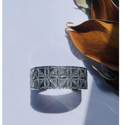 ふるさと納税 藤沢市 Hawaiian Quilt Bangle　Mサイズ |  | 01