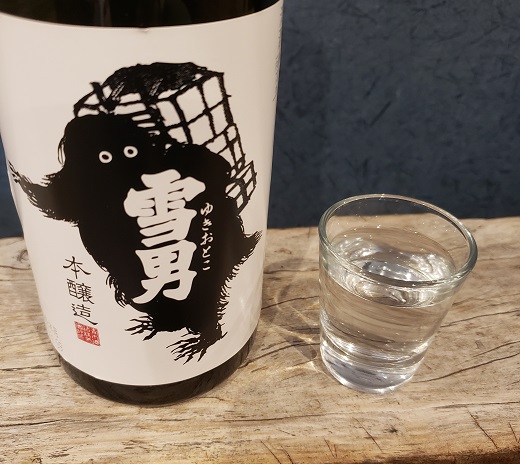 雪国のお酒「雪男」本醸造【四合瓶720ml】