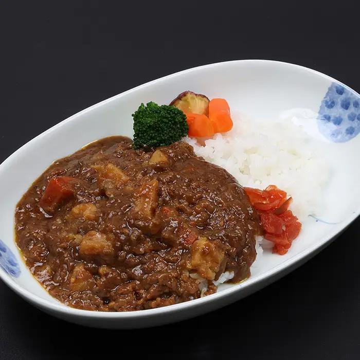 ＜レンジ対応可＞金の桜黒豚と焼き干し芋のコラボ・おいもハウスカレー(200g×6袋) 【00-057-46】