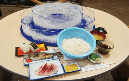 いぶすき唐船峡 そうめん流しお食事家族チケット4枚組 指宿市営唐船峡そうめん流し IB050-002 食事券 食事券