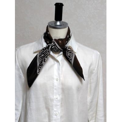 ふるさと納税 長浜市 浜ちりめんシルク100%の洗濯機でも洗えるシルクスカーフ(70×70)BROWN-クロス柄 |  | 02