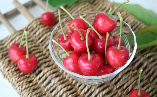 さくらんぼ（紅秀峰）１ｋｇ　0021-2604