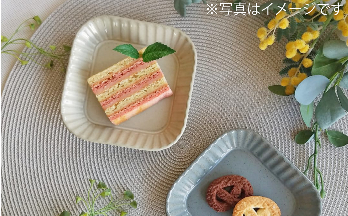 【波佐見焼】プリーツ テーブルセット 小皿 長皿 大皿 マグカップ 花瓶 【和山】 [WB117]