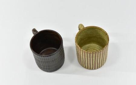  京焼 マグカップ 2種セット「遙白釉＆新羅釉/木賊紋」(ピスタチオグリーン＆黒)  工芸品 伝統工芸 ペア 食器 コップ 電子レンジ 食洗器 OK 宇治田原 京都 