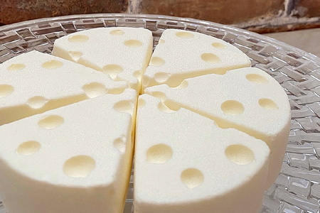 【定期便】ホワイトチョコ レアチーズケーキ 2ホール(直径15cm) × 3ヵ月【全3回】 #CHACOCHEE  （ レアチーズ ホワイトチョコ ヨーグルト クリームチーズ 人気 ふるさと納税 ） 