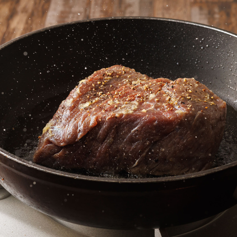 思わず作りたくなる ローストビーフ 北海道産 牛肉 400g×8個 計3.2ｋｇ | ローストビーフ用 赤身 ブロック 国産 簡単調理 ギフト 肉好き レストラン 贅沢 極上 エスフーズ北海道 釧路町