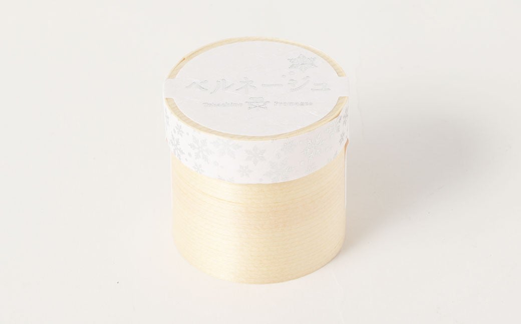 【6ヶ月定期便】 ベルネージュ 70g×9個セット 定期便6回 計54個 チーズ 白カビチーズ 生クリーム入り 白カビ 生乳 濃厚 おつまみ お酒のお供 おやつ 料理 乳製品 加工食品 [027-01