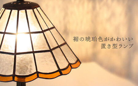 Nijiiro Lamp のステンドグラスのテーブルランプ キノコ【1219850】