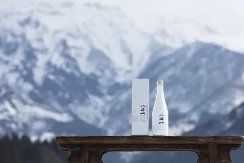 八海山 「雪室貯蔵三年酒 純米大吟醸」四合瓶（720ml） | 酒