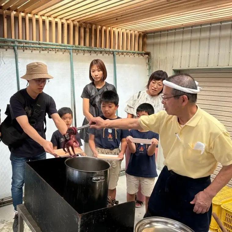 蒲郡においでん！！うんまいタコのゆでたて体験（お土産付き 蒲郡海鮮市場にご来店・体験プラン)_【G0773】