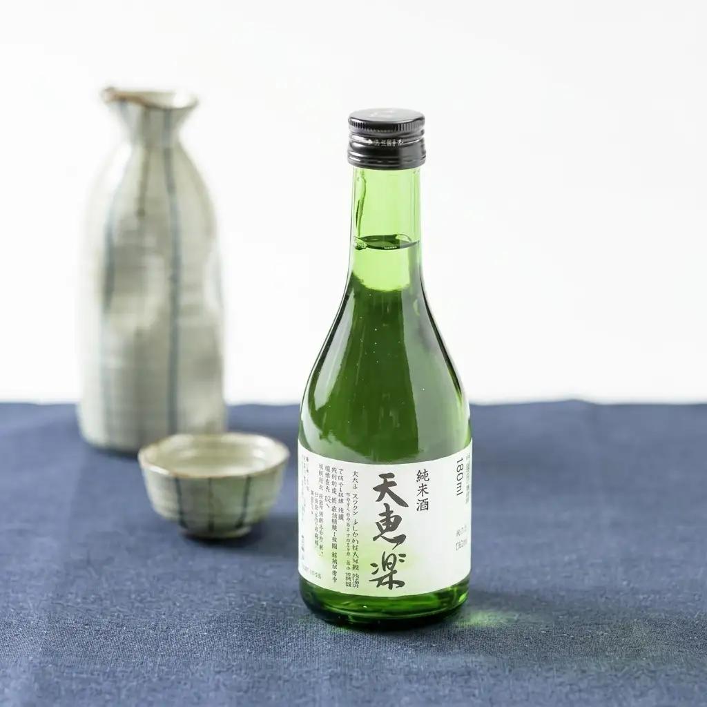 日本酒 新潟・上越 酒7蔵元 300ml×8本 飲み比べ 日本酒／地酒 限定セット 03 お酒 地酒 新潟 新潟県産