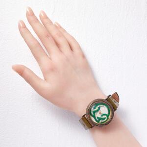 水引で作る【松】が美しいハンドメイドウォッチ　贈り物に心を添える伝統工芸品　ベルトカラー：オリーブ　WJ007 松-オリーブ
