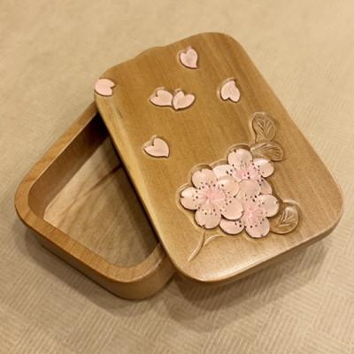 ふるさと納税 長野県 忘れ知らずの卓上ピルケース(軽井沢彫・彩色)