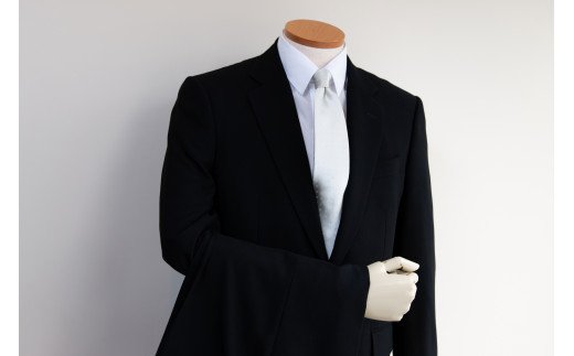 水の都・大垣産　高級服地＜SUITO WOOL＞使用　ブラックフォーマル（オールシーズンorサマーウール）国内縫製オーダースーツお仕立券