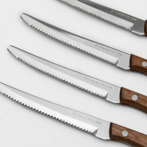 木柄ステーキナイフ4本セット/ハンドル木目調　食洗機不可　日本製　切れ味抜群