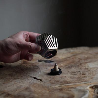 ふるさと納税 高岡市 CAGE P　お香たて(ブロンズ) |  | 01