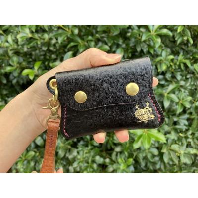 ふるさと納税 土佐清水市 鹿革の小銭入れ ストラップ付【ロゴ入り 黒】ミニ財布 コインケース【R00685】 |  | 01