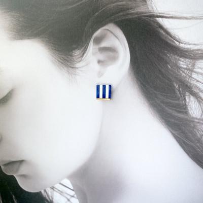 ふるさと納税 茅ヶ崎市 ArtOpus. イヤリング ストライプ スクエア D青 湘南 茅ヶ崎市 陶磁器 アート ギフト |  | 01