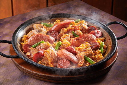 那須高原豚とチョリソーのパエリア 2人前 静岡の老舗スペインレストラン「サングリア」 冷凍 スペイン料理 パエリア タパス ワイン バル バール