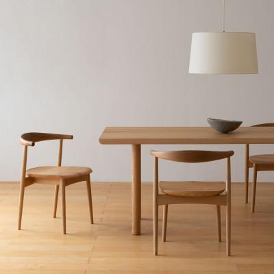ふるさと納税 飛騨市 【飛騨の家具】　HIDA　KURINOKI　セミアームチェア　専用シート付　飛騨市産材仕様 |  | 03