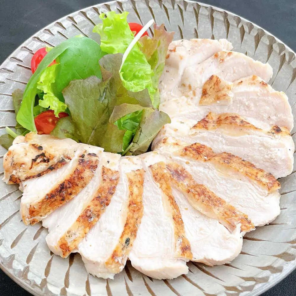 はかた地どり ローストチキン 2kg ・ あまおうタルト 6号 4-6人分[BGAD066]