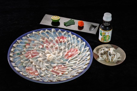 C127　山口とらふぐ刺し・華皿33cm