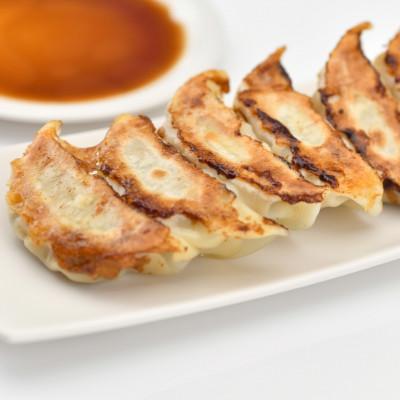 ふるさと納税 本部町 もとぶ牛餃子セット(12粒入りx3パック) |  | 02