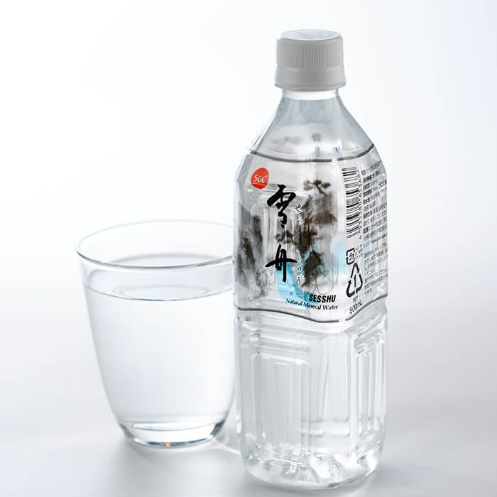 【ふるさと納税】＜お届け回数が選べる＞ナチュラル ミネラル ウォーター 雪舟 500ml (計24本～288本) 定期 国産 鉱泉水 水 お水 ミネラル ドリンク 飲料 ペットボトル 防災 備蓄 アウトドア 常温 【opbz009・opbz010】【さいき本舗 城下堂】