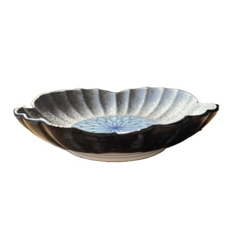 有田焼 銀彩菊花 手描き 網目文 盛皿 【山忠】食器 器 うつわ 皿 銀 シルバー 菊 16cm ed035_イメージ5