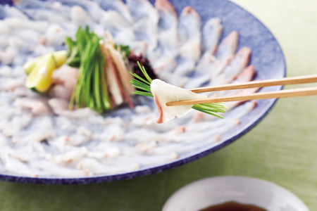 サーロインステーキ とんかつ ヒラメ ウチワエビ ジェラート ヤリイカ 平戸うまかもん 定期便 [平戸瀬戸市場 長崎県 平戸市 hr42bgy420395]