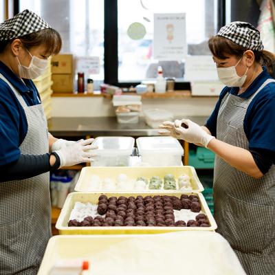 ふるさと納税 つがる市 しとぎ餅 あんこ入り (110g×10個)|もち 餡 [0387] |  | 03