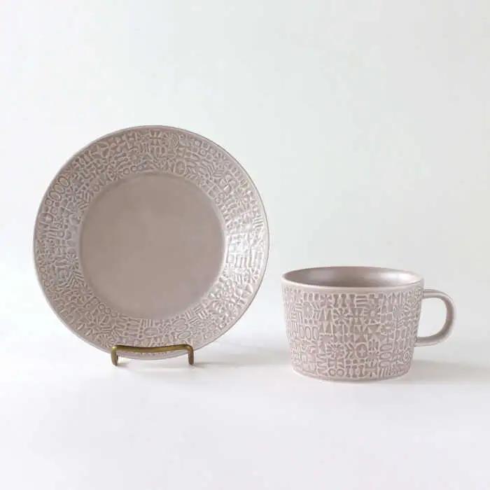 【波佐見焼】PATTERNED PLATE,MUG セット greige 【BIRDS’ WORDS】[CF089]