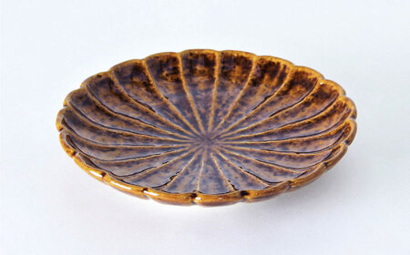 【瀬戸焼】5.0菊花丸取皿 古瀬戸 2枚セット 【ヤマハツクリタ株式会社】 / 食器 和食器 丸皿 / 瀬戸市[BBDV019]