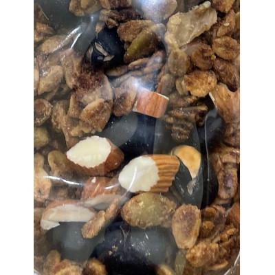 ふるさと納税 小竹町 コクグラ(リッチ)　Yu-3オリジナル　グラノーラMセット　小竹特産「クロダマル」使用 |  | 01