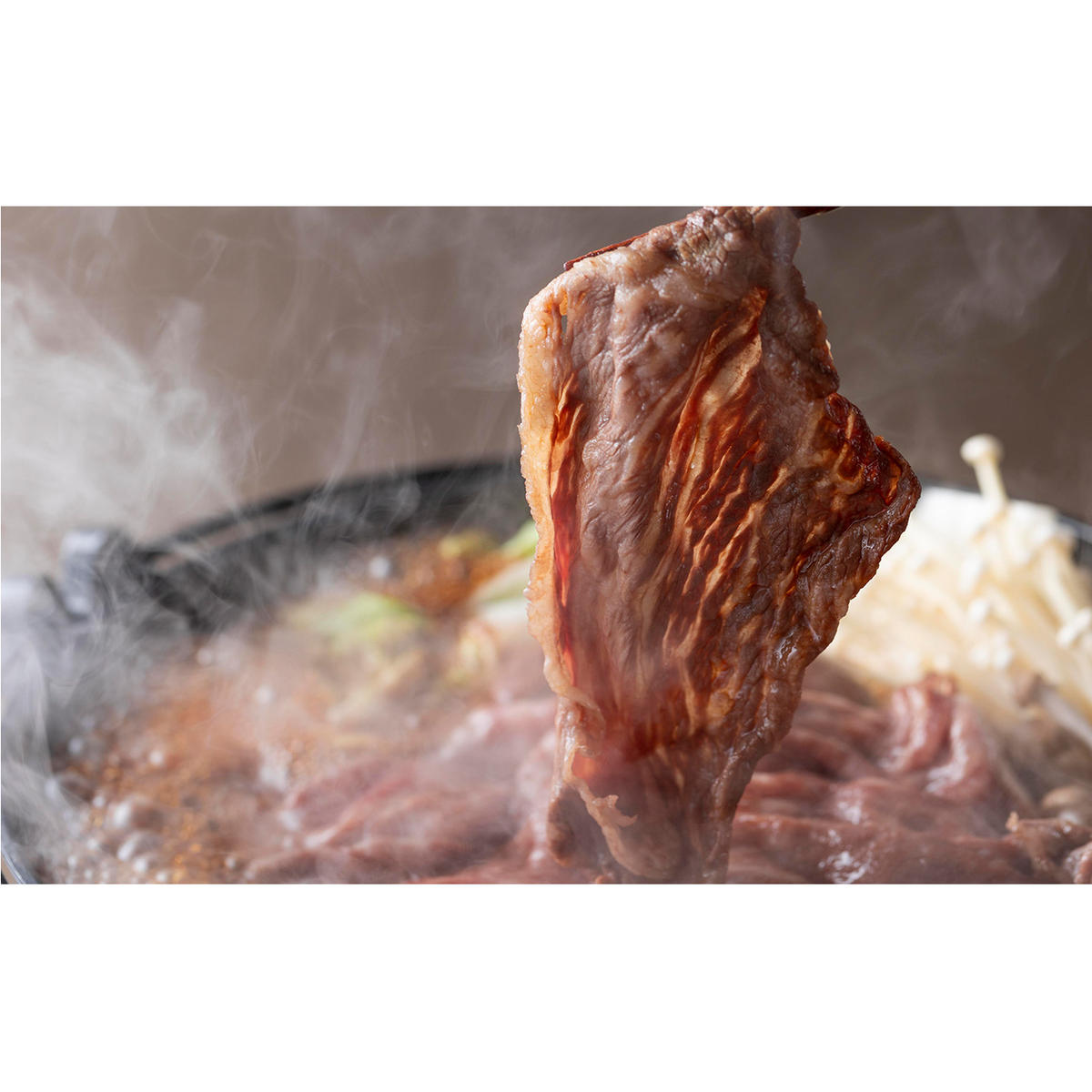 北海道産 黒毛和牛 みついし牛 A5 すき焼き 用 もも肉 1kg (500g×2パック)_イメージ4