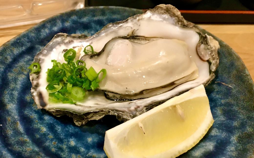 【先行予約】【10月中旬から順次発送】カキ 殻付き 2年貝 約2kg（20個前後） 佐呂間産 ［3回定期便］ SRMA039_イメージ4