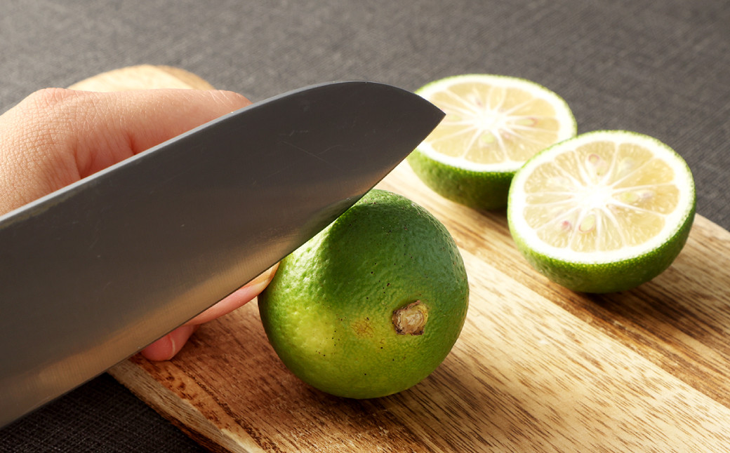 【先行予約】 有機JAS認証 かぼす青果 約2kg（箱入り）