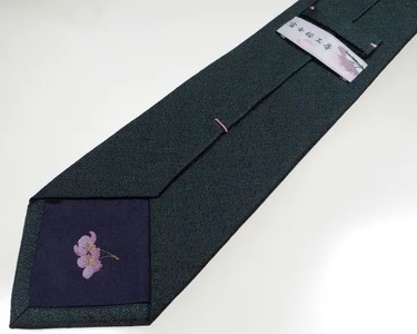 ネクタイ　富士桜工房　梨地（織部色）