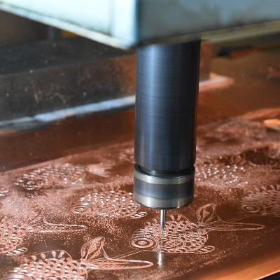 ふるさと納税 弥富市 【名入れ加工可能】銅で作った金魚のキーホルダー |  | 02