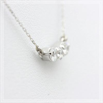 ふるさと納税 南アルプス市 ネックレス PT900 プラチナ ダイヤ 計0.3ct スリーストーン ペンダント【f030-pt】 |  | 03