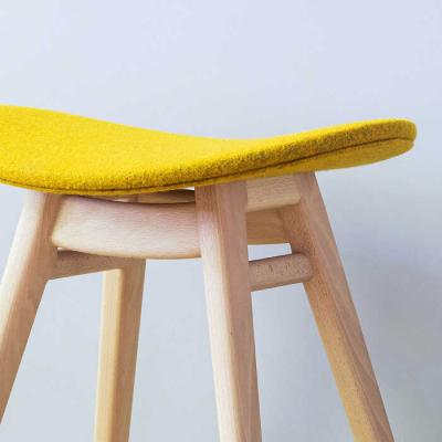 ふるさと納税 糸島市 nomade  stool  〈 Beech × Yellow 〉  [AIF003] |  | 01