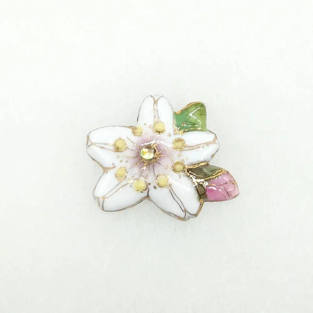 ブローチ 金彩無線七宝焼　桜のタックピンブローチ(ピンバッジ)