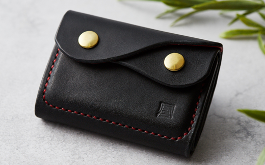 【ちっこくても使い易いミニ財布no.7】左利き黒革に赤糸　フロント2分割